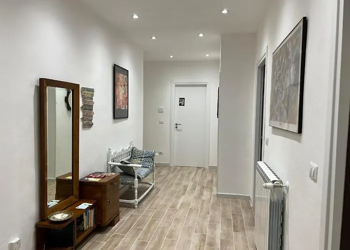 Le Tre Borghesi بيت ضيافة *